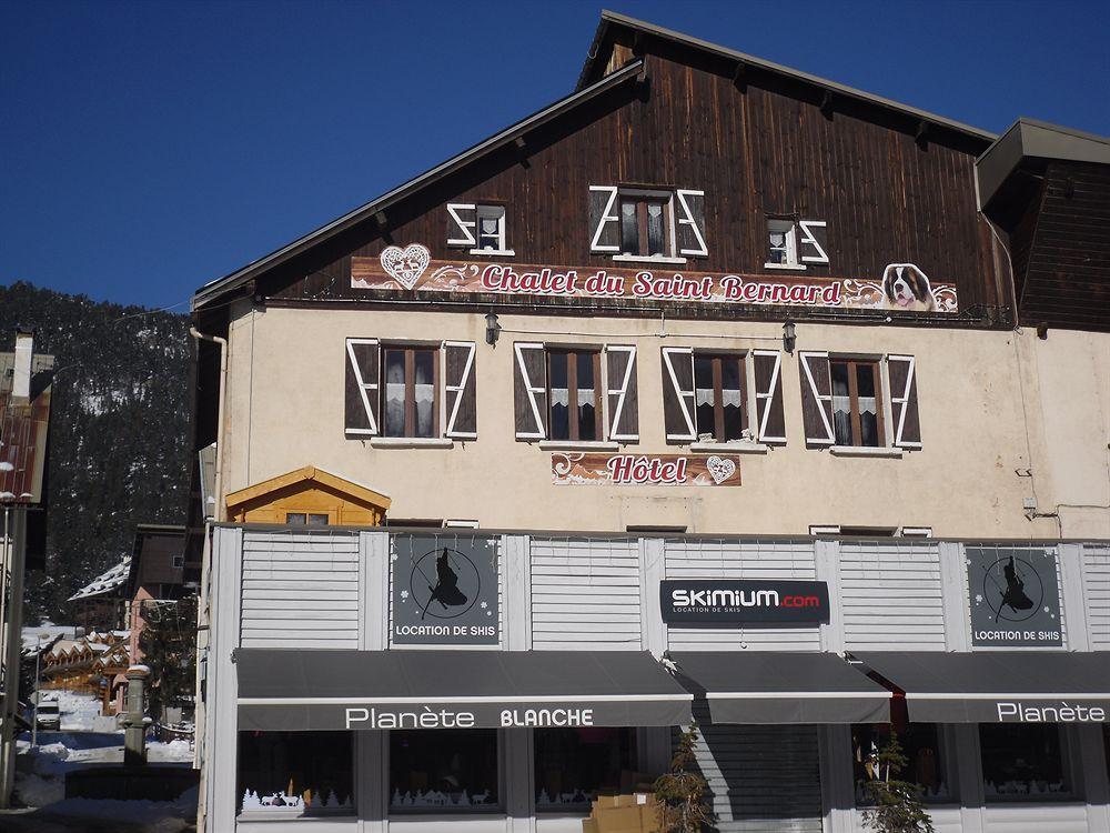 Chalet Saint Bernard Hotel Montgenevre Exterior photo