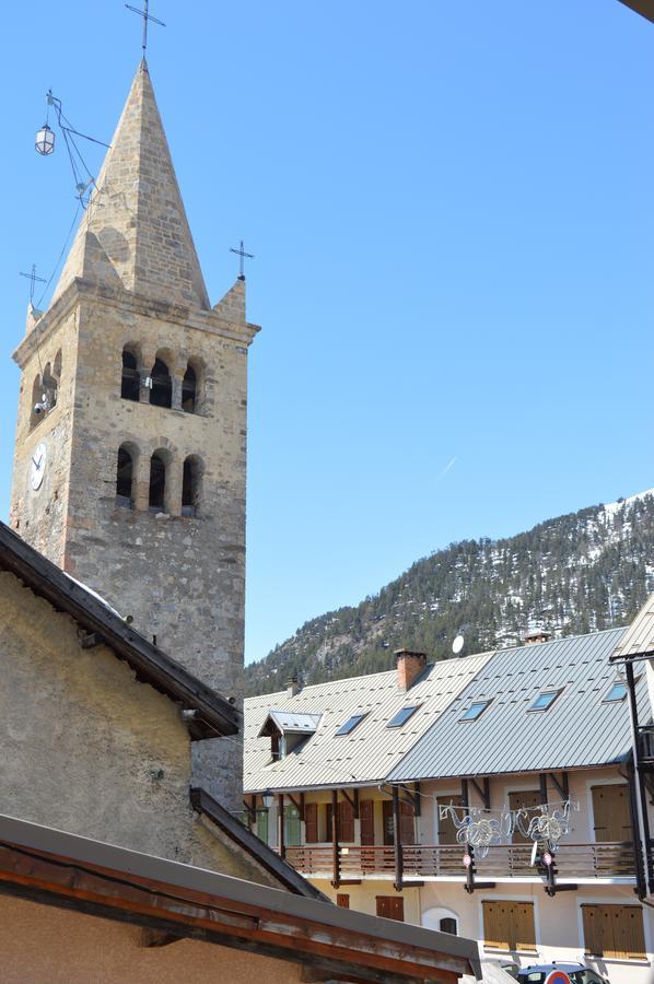 Chalet Saint Bernard Hotel Montgenevre Exterior photo